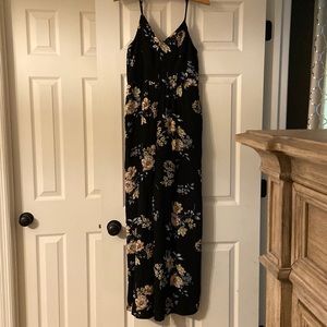 Xhileration jumpsuit with pockets; sz med